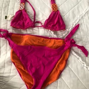 Reversible bottoms with pink top